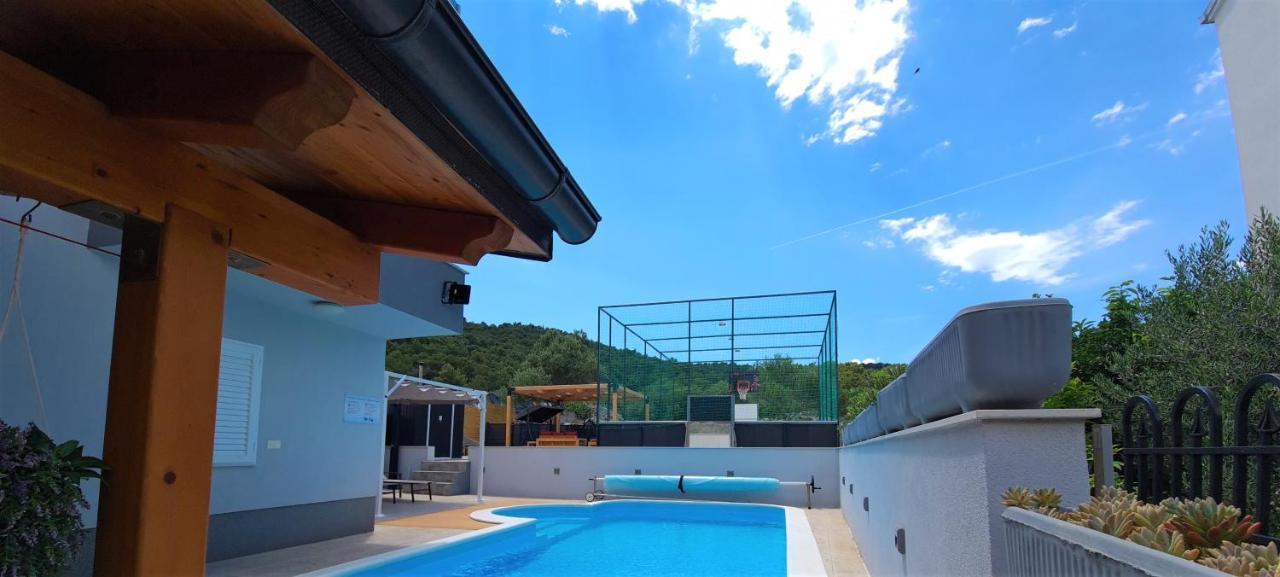 Villa Freya - Vacation House Slatine Εξωτερικό φωτογραφία