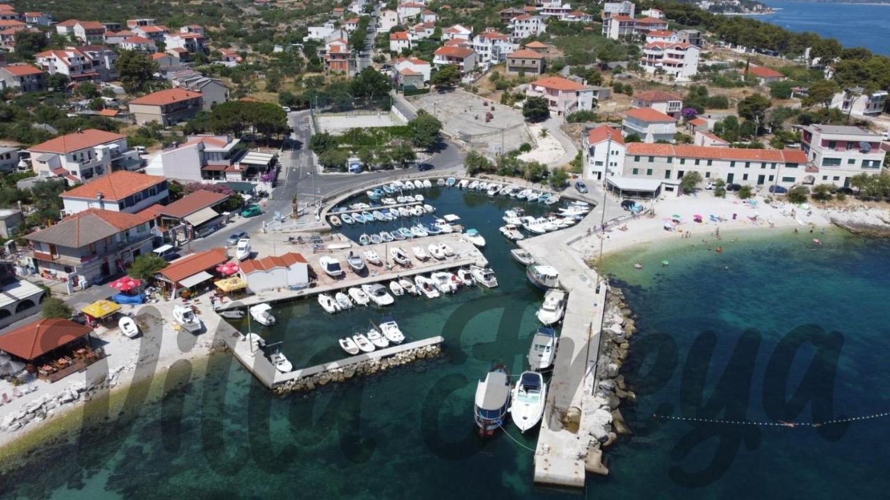 Villa Freya - Vacation House Slatine Εξωτερικό φωτογραφία