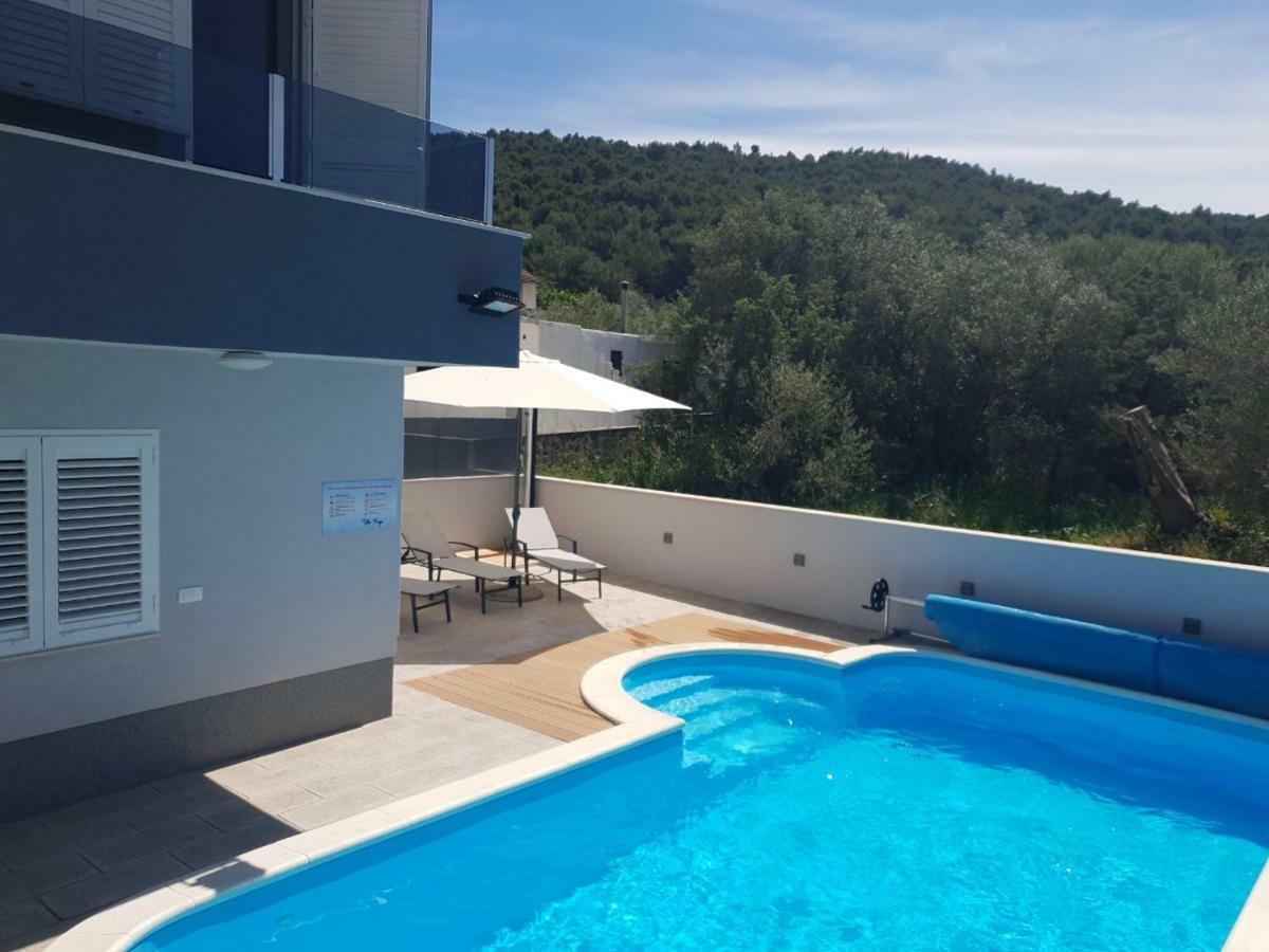Villa Freya - Vacation House Slatine Εξωτερικό φωτογραφία